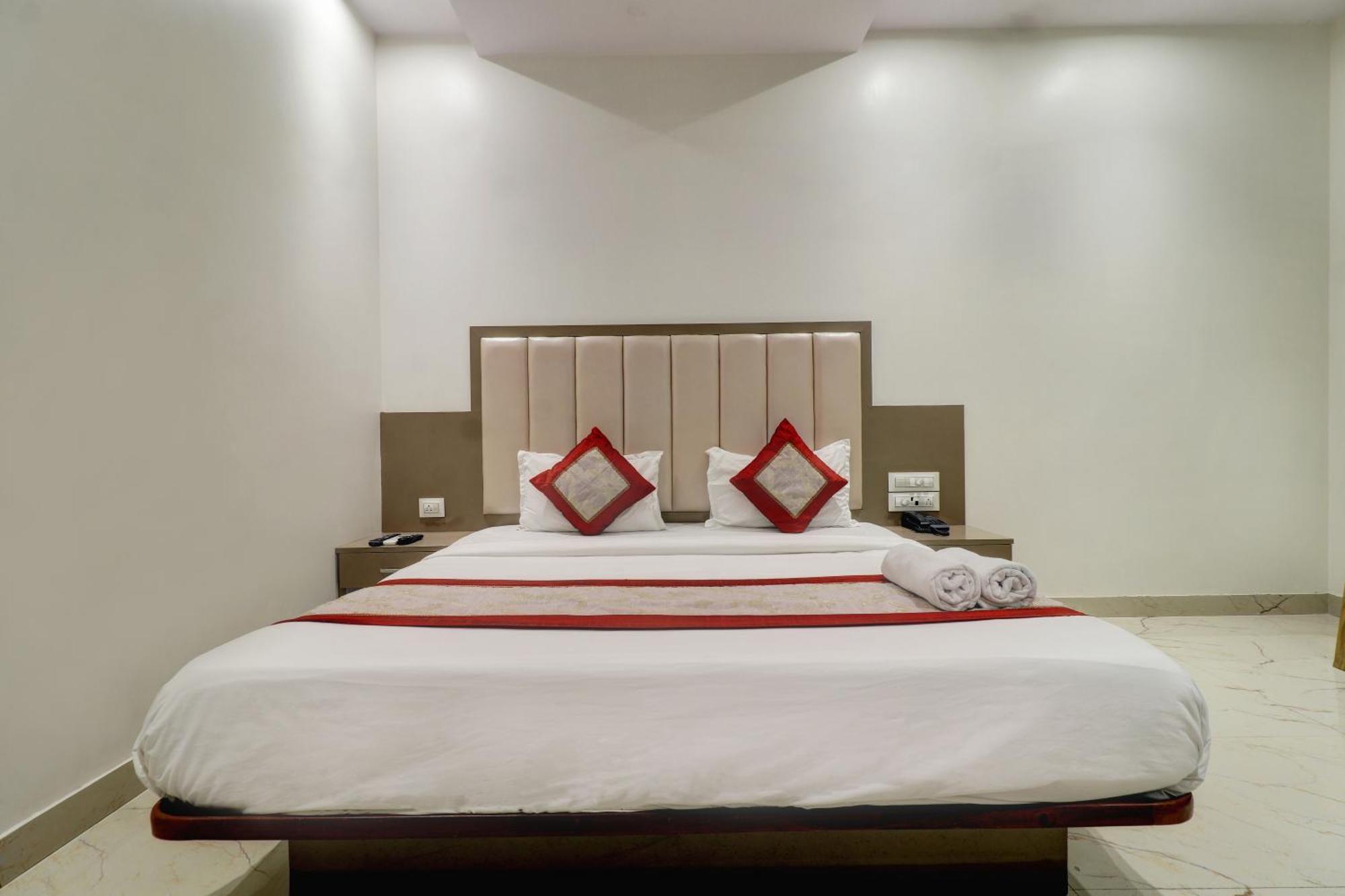 Hotel A K Fort Inn مومباي المظهر الخارجي الصورة