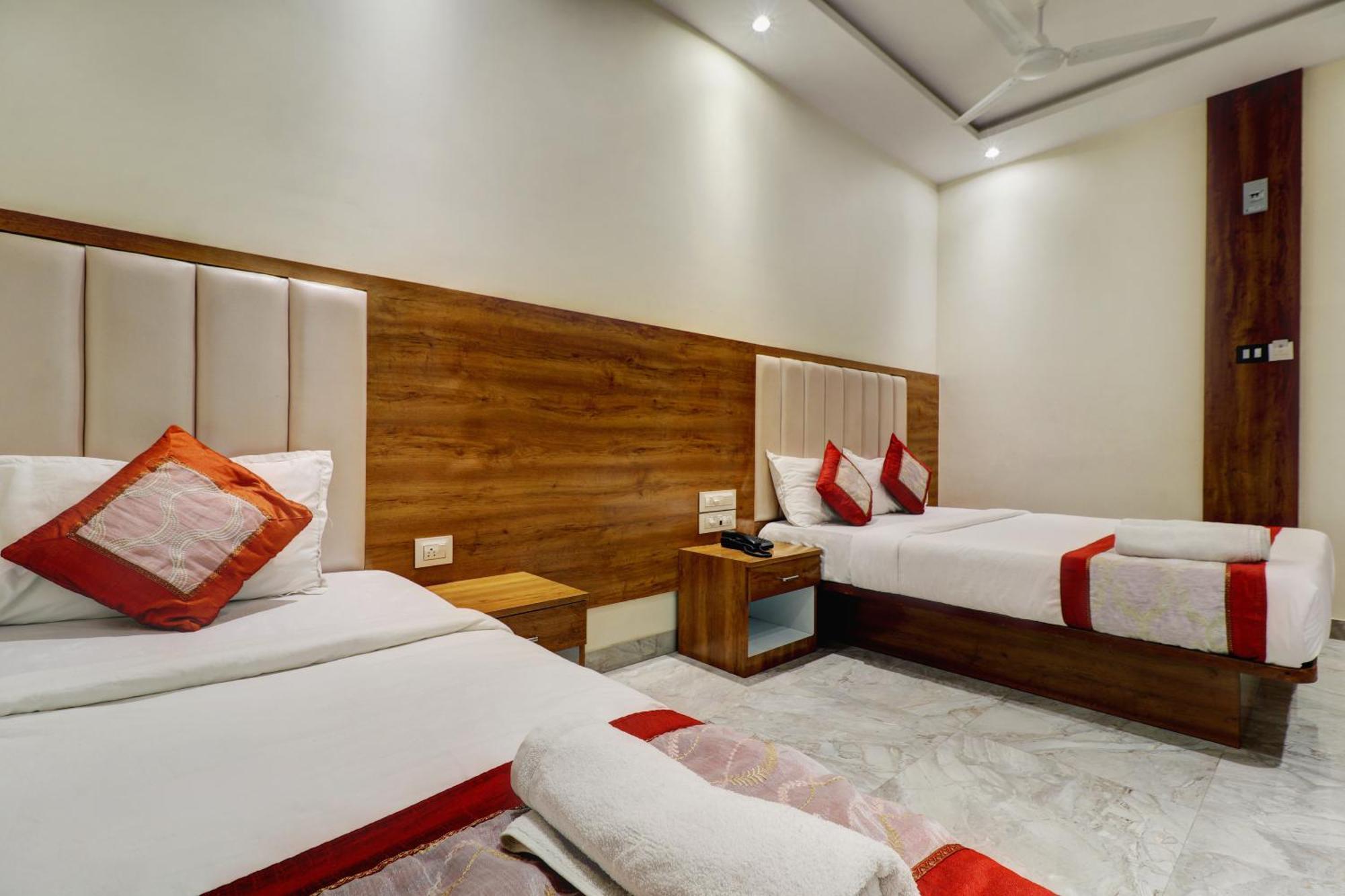 Hotel A K Fort Inn مومباي المظهر الخارجي الصورة