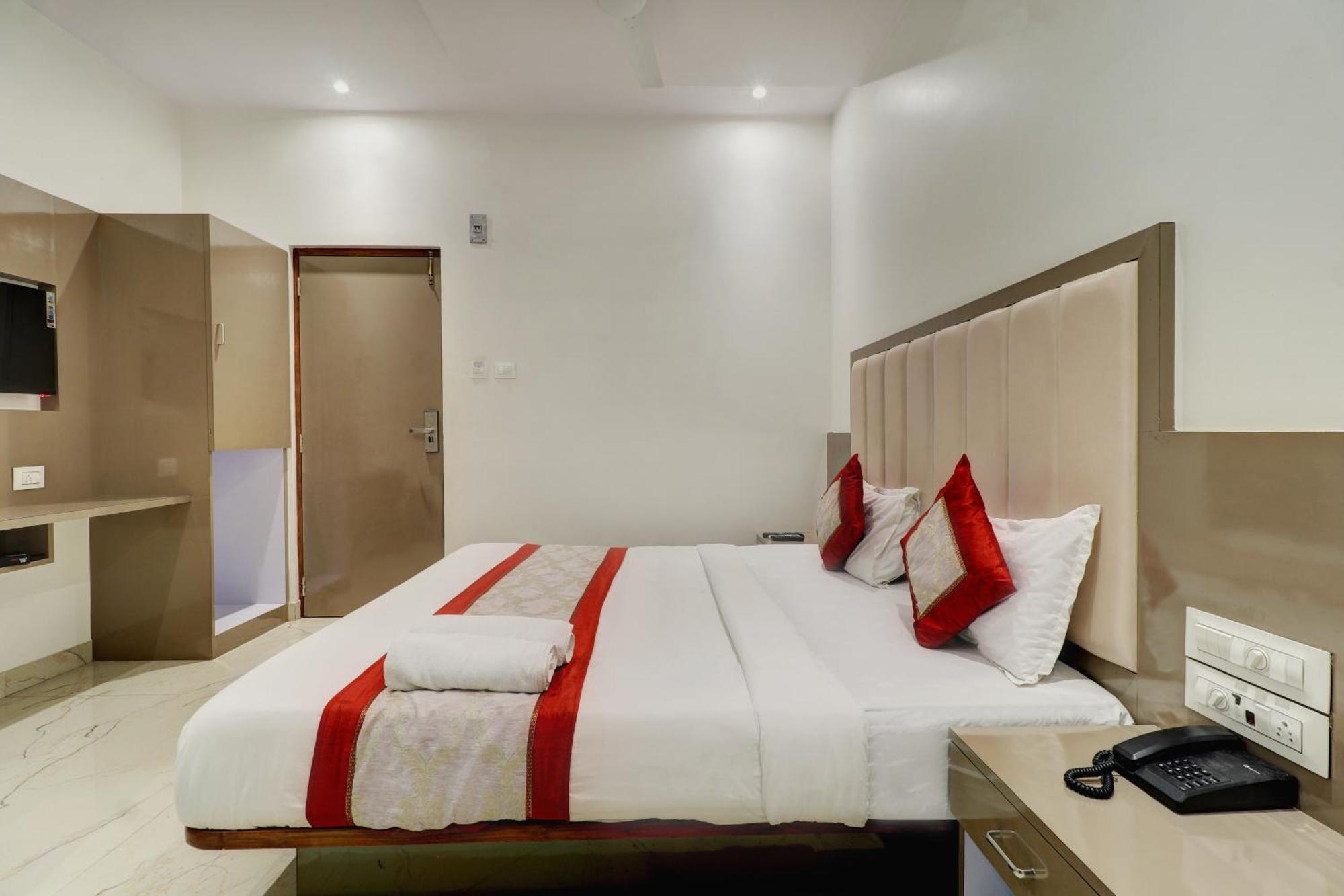 Hotel A K Fort Inn مومباي المظهر الخارجي الصورة